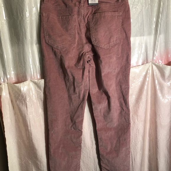 NWT Corduroy pants in a blush color by American Rag Cie size 7. - Picture 6 of 10